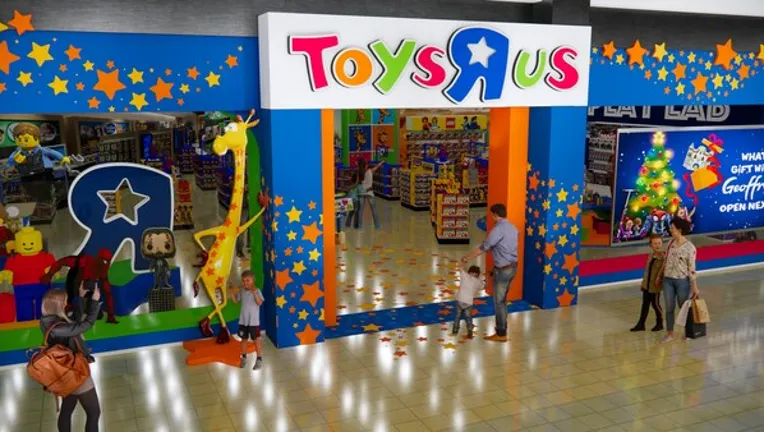 Toys R Us Plans a Grand Retail Comeback in the U.S.